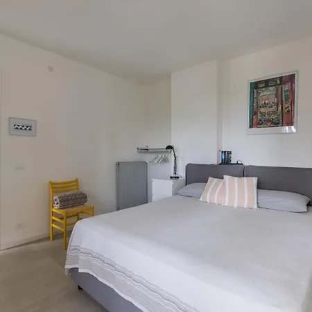 Regina On The Hill * Bordighera