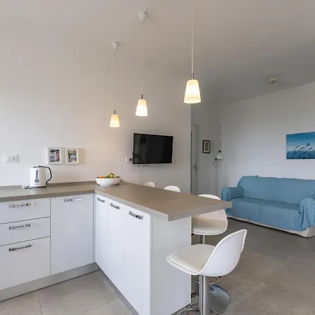 Regina On The Hill Apartman *